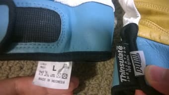 men snow gloves 10$ ski/snowboard 3