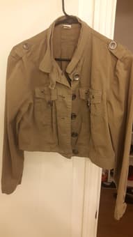 Woman: Zara, Mango, Forever 21 3