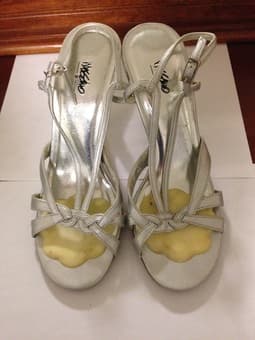 Women's Heels ($3 each) 1