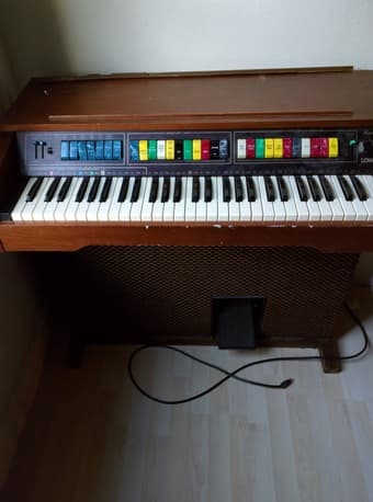 1970s Lowrey Teenie Genie Organ - $75 2