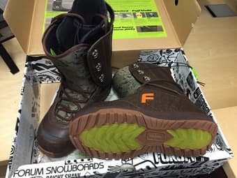 Brand new men's snowboarding boots size 14 - $80 1