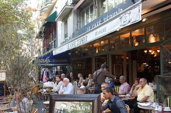 Practice French one-on-one at the library 1