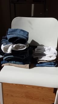 Large lot of maternity clothes 2