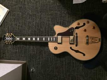 Epiphone Joe Pass Emperor II Semi-hollowbody Guitar $350 OBO 1