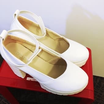 Women's Vintage Platform For $5 2