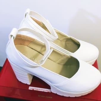 Women's Vintage Platform For $5 4