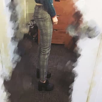 Women's Houndstooth Pants For $5 4