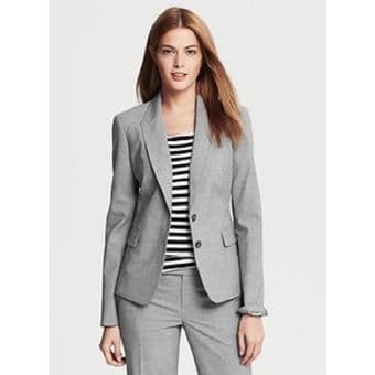 Women's Banana Republic Suit - Great for Job Interviews! Size 2 Petite 2