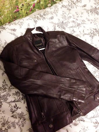 High-Quality Leather Jacket (Brand New, Size S) 2