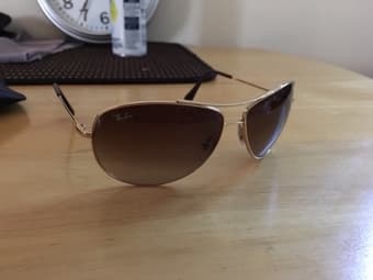 rayban sunglasses 50$ 1