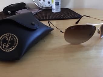 rayban sunglasses 50$ 2