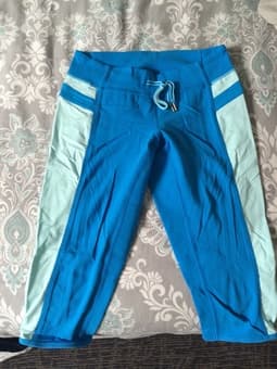 Lulu lemon Capri pants - $20 1