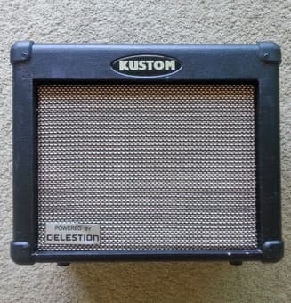 Guitar Amp Kustom 16 W DFX - $60 1