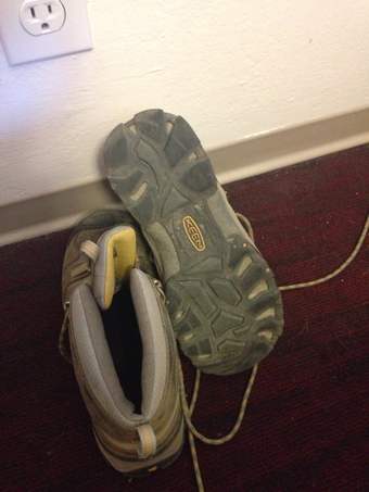 $20 OBO: Keen women's hiking boots, size 7.5, used 1