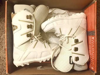 Womens Snowboard Boots $50 1
