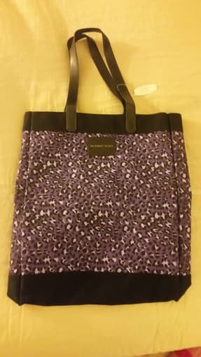 Victoria's Secret bag + pocket mirror - Must go ASAP! - $25 1