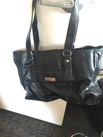 Tommy Hilfiger leather bag $30 obo 2