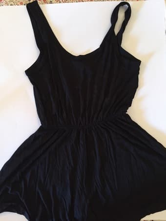 new HM Black jumper Small $5 1