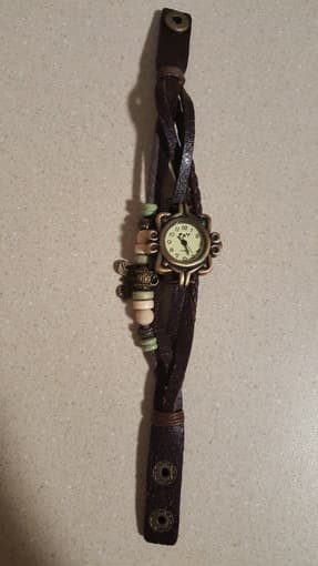 cute bracelet watch  ($2) 1