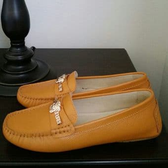 Never used Versace women shoes only for $45 (I bought it for $110) 3