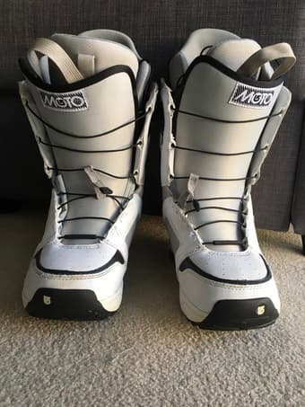 Snowboard Boots $60 - Men's 7.5 1