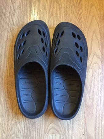 Brand New Classic Clogs Size 12 - $4 1