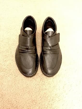 Man formal black leather Shoe (US size 9/EURO 41), only $30 1