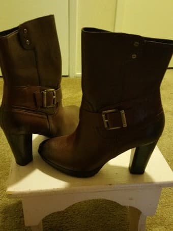 Clarks Leather Boots 4