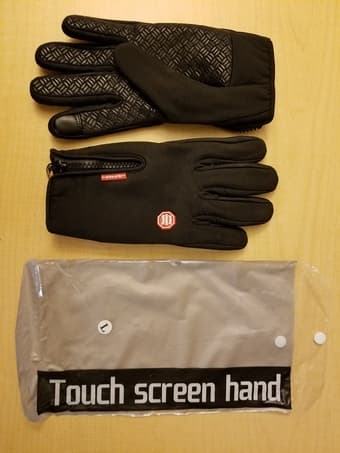 Gloves with touch screen fingertips 1
