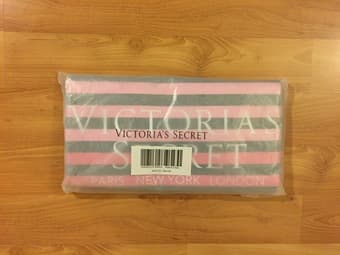 (NEW) Victoria's Secret - Striped bag 1