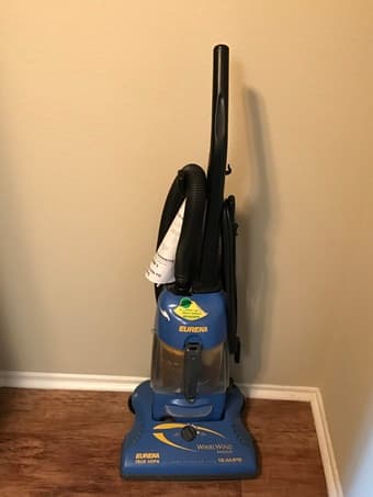 Moving--Free Furniture & Vacuum This Weekend Only 1