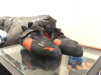 Climbing Shoes - Mad Rock Shark 1