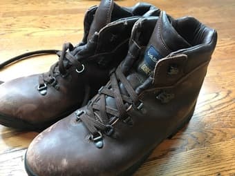 Vasque leather Gortex boots- excellent condition! size 8.5 womens 1
