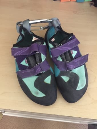 Once Worn Women's Madrock Lyra Climbing Shoes, Size 8 (38.5) $50 OBO 1