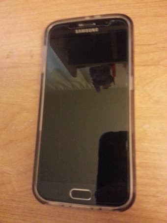 Samsung Galaxy S6 with 32GB Memory Cell Phone (Unlocked) 3