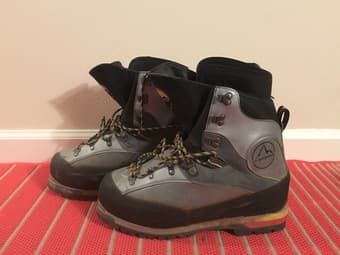 Mountaineering Boots for Sale! LaSportiva Baruntse 44.5! 1