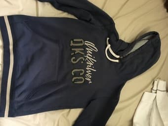 Quicksilver sweater M- excellent condition 1