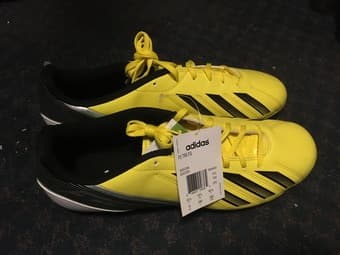 Adidas men's soccer cleats size 11 1