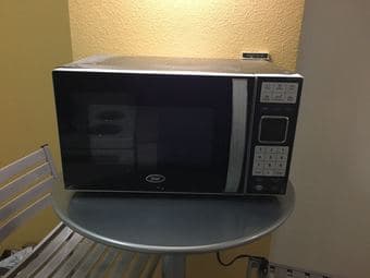 Former Roommates Left a Bounty: Microwaves, Vacuum, Kitchenware, etc. 1