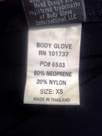 Men's Wetsuit Size Small 4