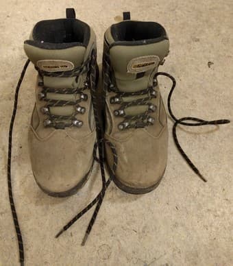 Hi-Tec hiking boots, rarely used 1