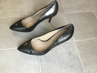Classy, metallic stilettos, W 6.5 2