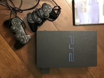 PS2 + 5 games for sale 1