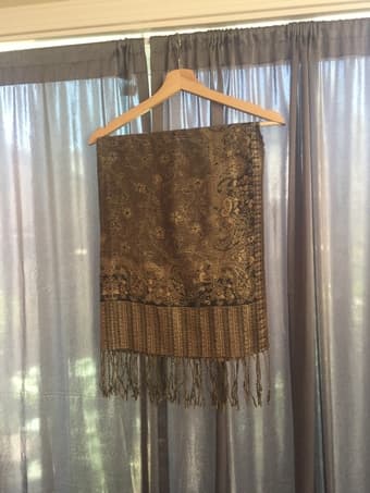 Women's clothes (Sizes M-L) & Women & Men shoes (Size 11W) 2