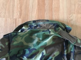 Brand new Camouflage Jacket (tag still on it), windbreaker, rainproof 2