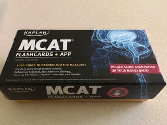 Kaplan MCAT review books and flashcards 3