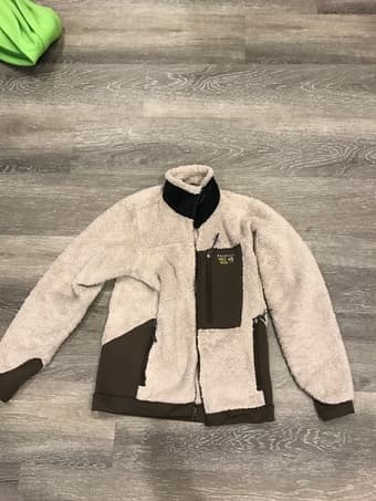 Mountain Hardware fleece 1