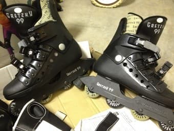 Like-new Men's Inline Skates - with Bonus Pads - $55 3