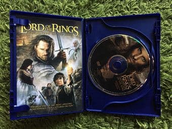The Lord of the Rings trilogy DVD 4
