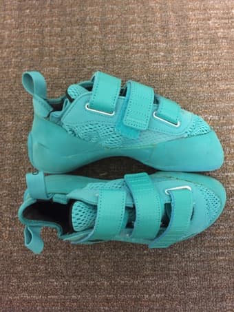 Climbing Shoes (SoILL women's 7.5) 1